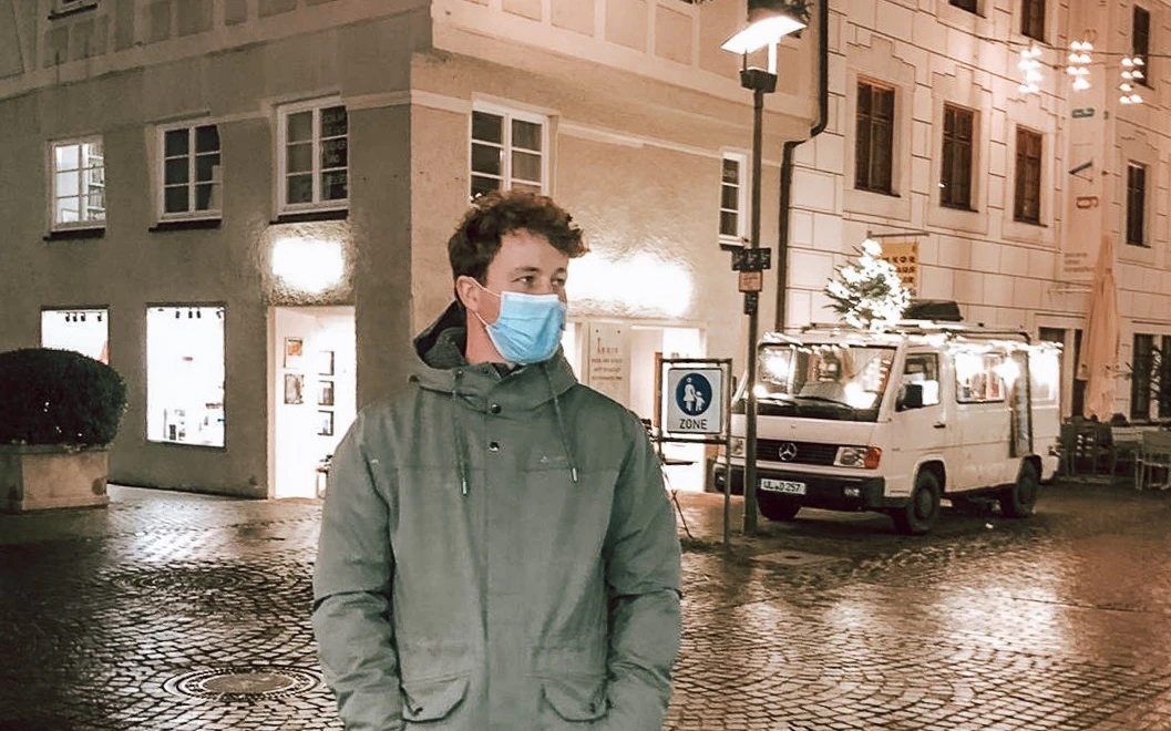Rasmus Schöll, Inhaber der Aegis Literatur Buchhandlung Ulm — © Aegis Literatur