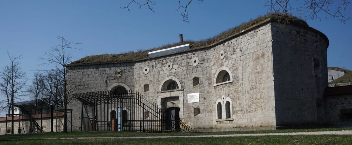  Fort Oberer Kuhberg Ulm: KZ-Gedenkstätte — © DZOK