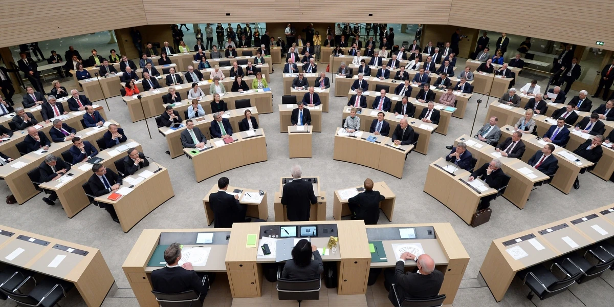 Plenarsitzung Baden-Württemberg — © Landtag von Baden-Württemberg