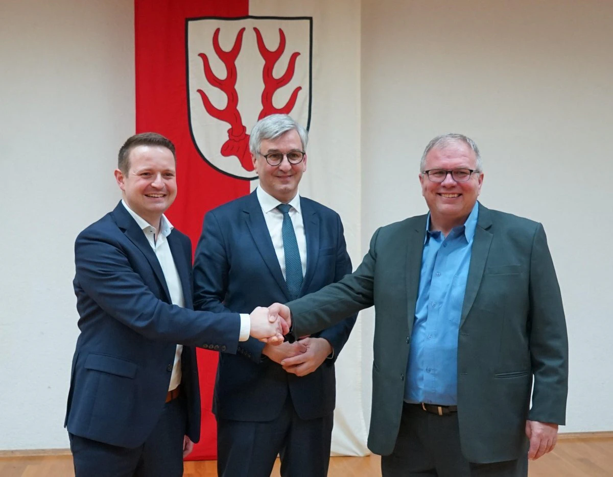 Bürgermeisterwahl in Oberdischingen - Wolfgang Schmauder, Friedrich Nägele, Steffen Gebauer — © Gemeinde Oberdischingen