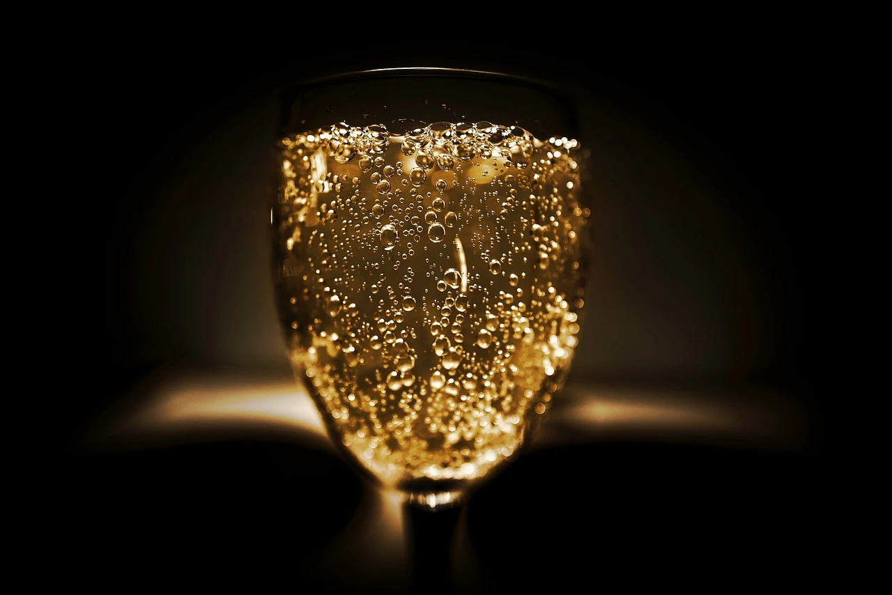 Sekt, Champagner, Schaumwein — © Symbolbild