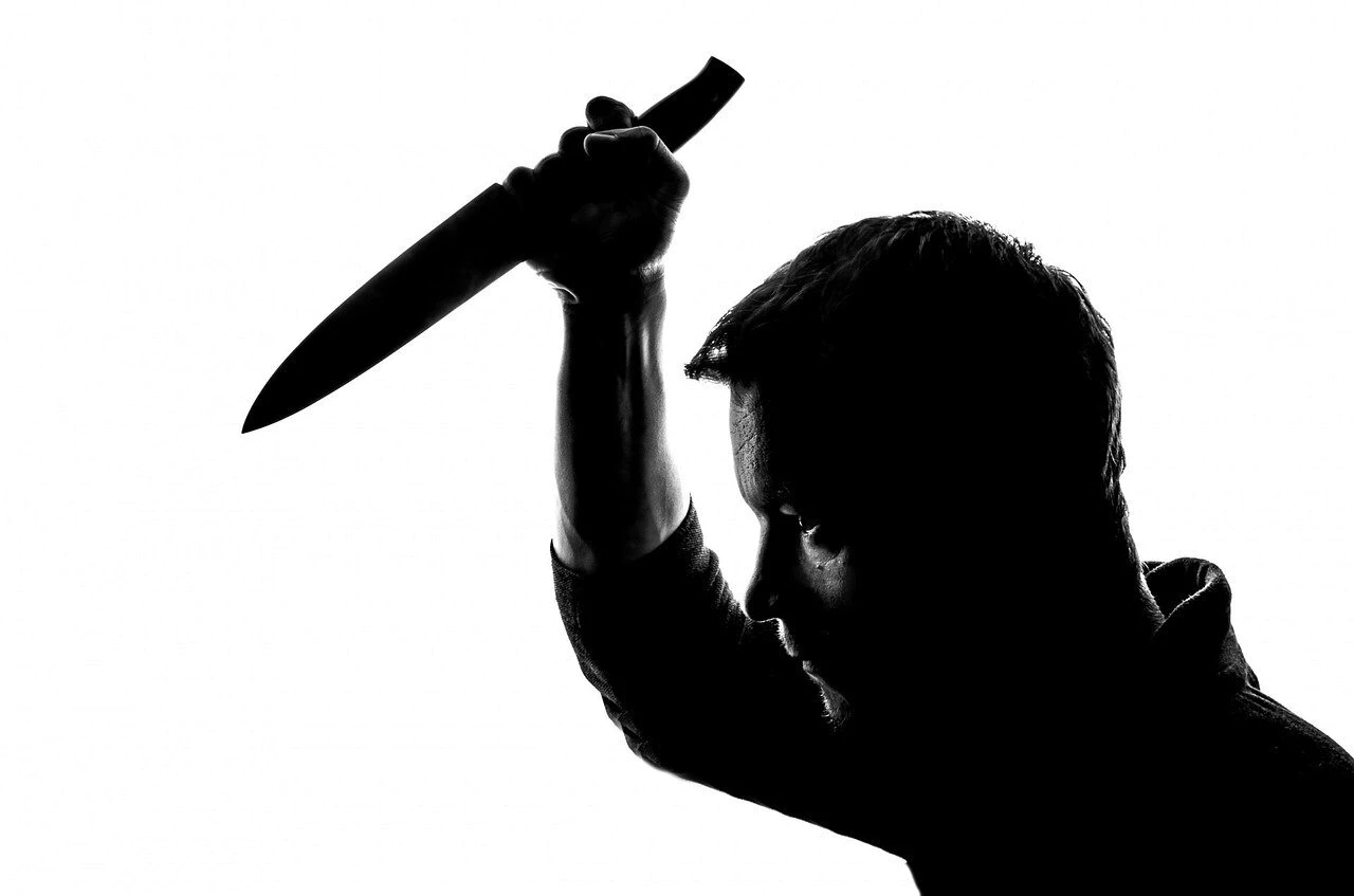 Mann mit Messer