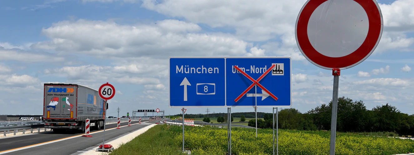 Die neue Autobahnausfahrt an der A8: Ulm-Nord — © Thomas Heckmann