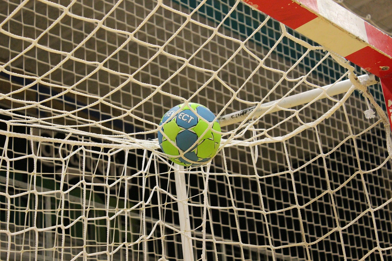 Ball im Netz