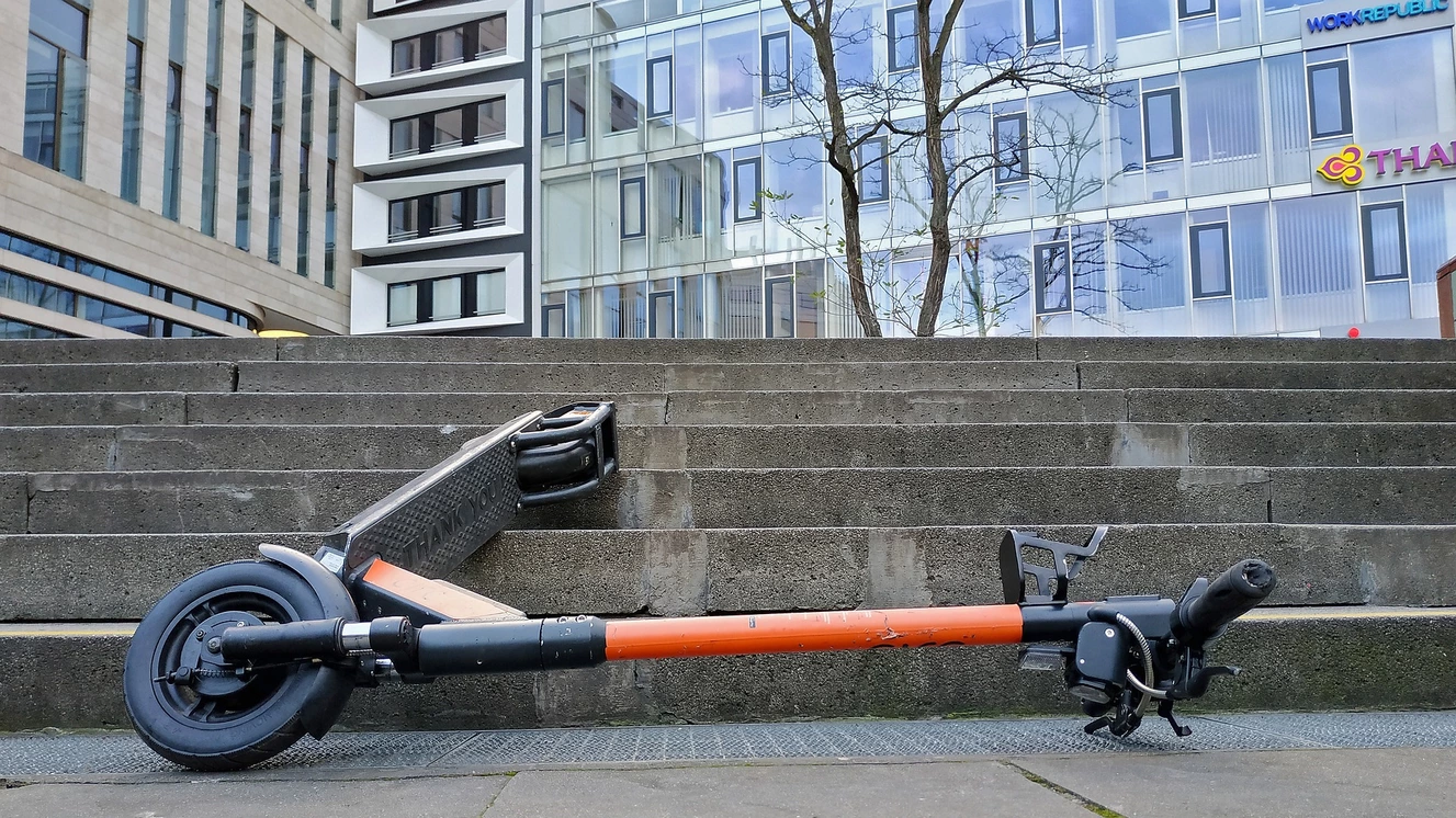 Ein E-Scooter