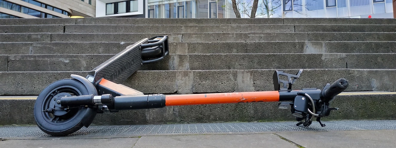 Ein E-Scooter