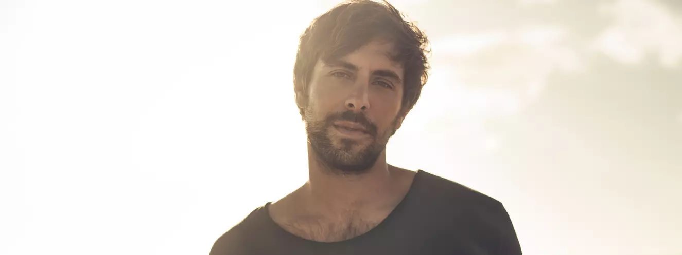 Max Giesinger in der Ratiopharm Arena Neu-Ulm — © Christoph Köstlin