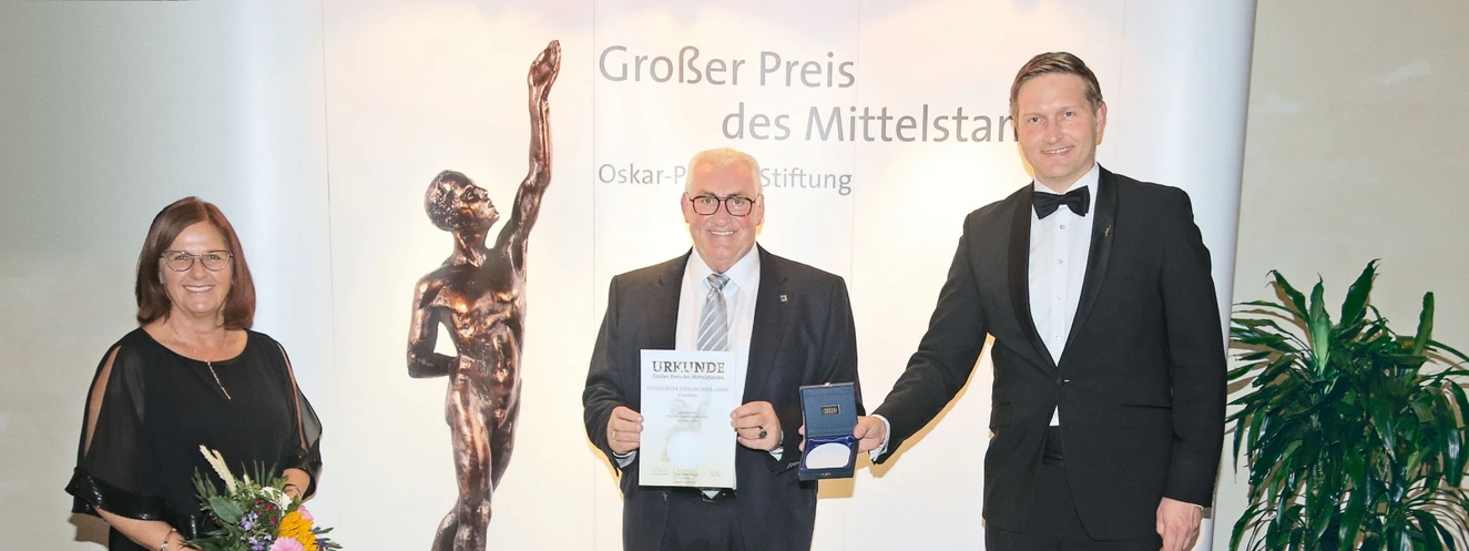 Ehrenplakette für Günzburger Steigtechnik 