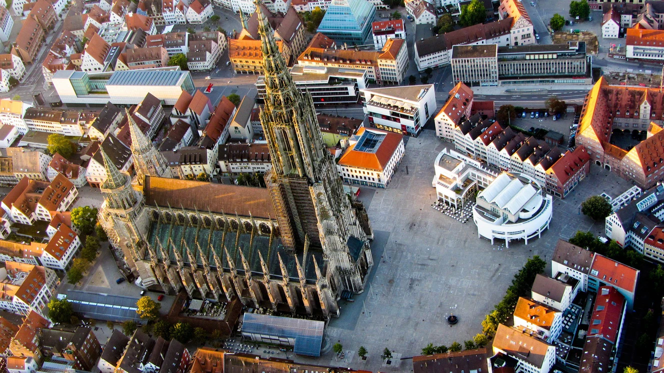 Der Münsterplatz von Oben