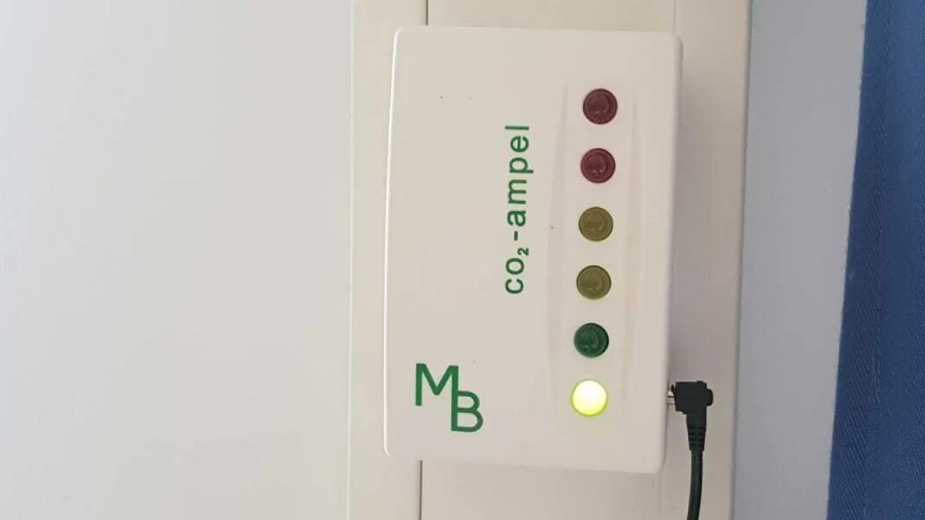 Co2-Melder, Apmpel, Corona, Luftqualität,