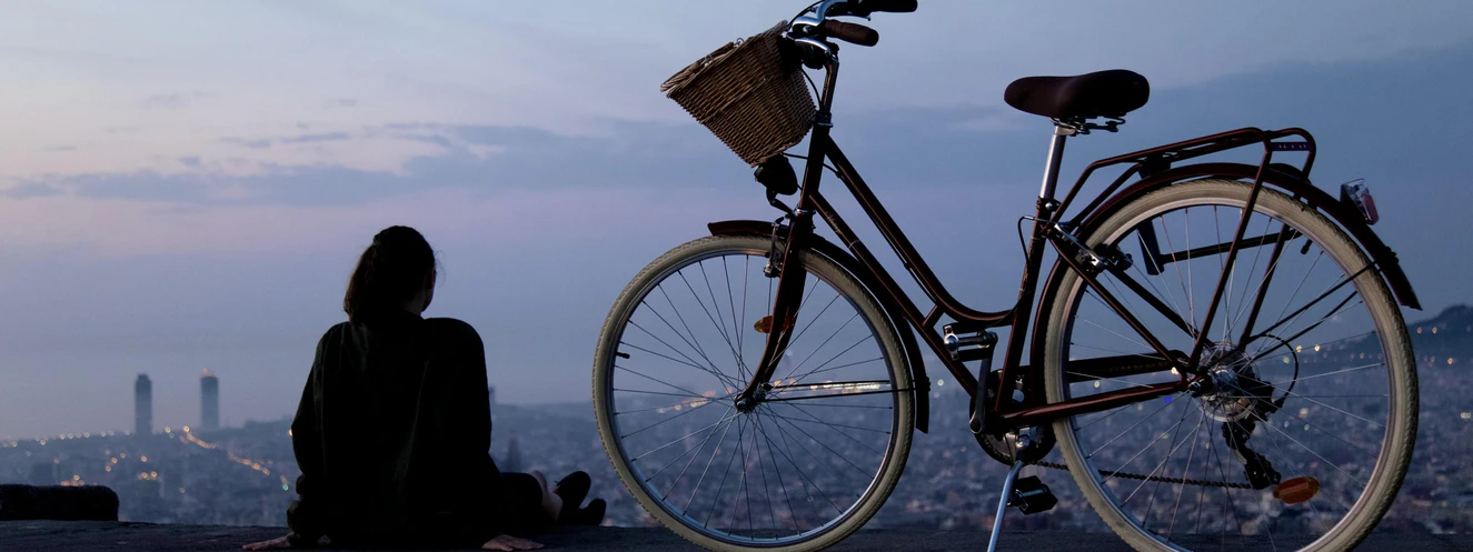 Frau auf Fahrrad 