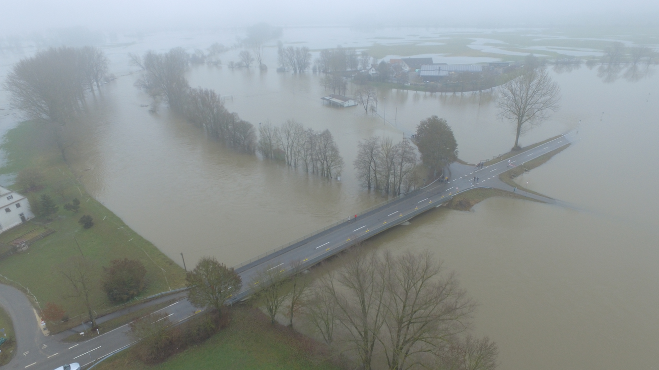 Hochwasser in Daugendorf am Ortsausgang nach Unlingen — © Christian Kohl