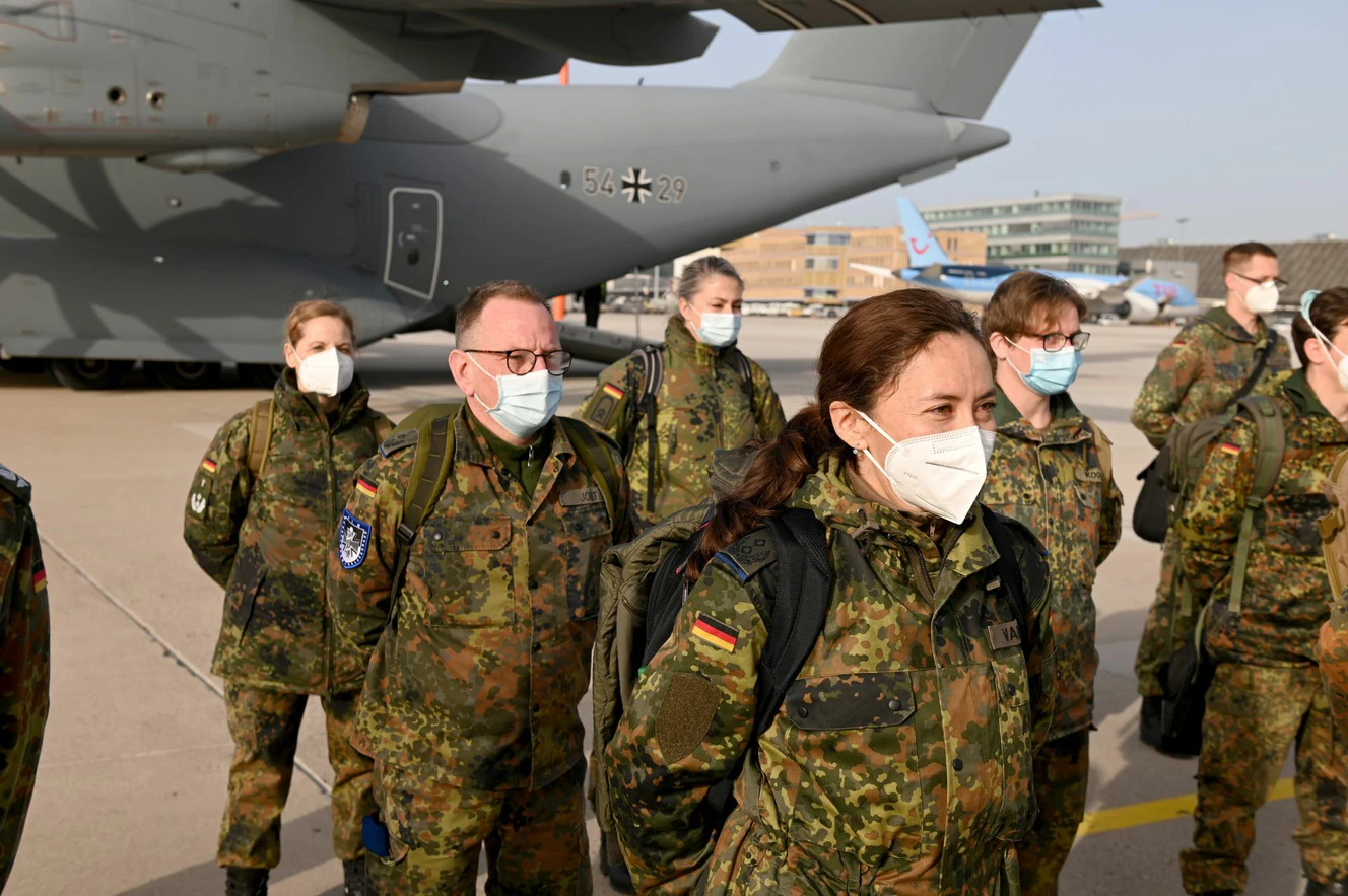 Bundeswehr fliegt los nach Portugal — © Thomas Heckmann