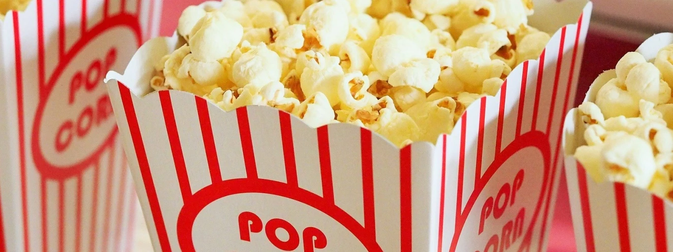 eine Tüte Popcorn