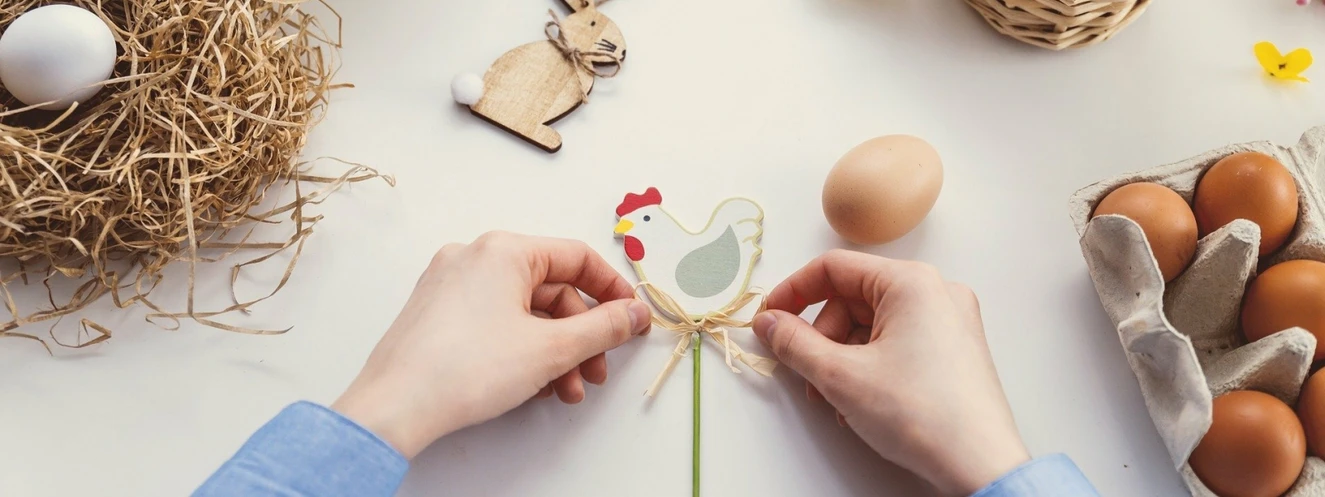 Ostereier und Kinder