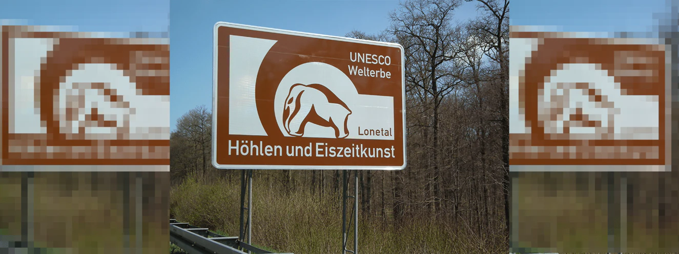 Hinweisschilder für UNESCO Welterbe — © Landratsamt Alb-Donau-Kreis