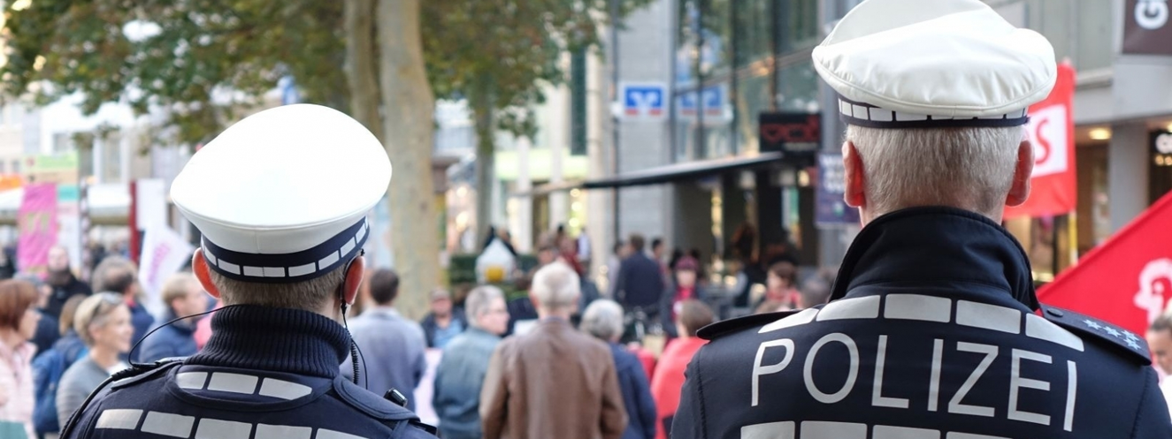 Polizei kontrolliert Corona-Maßnahmen