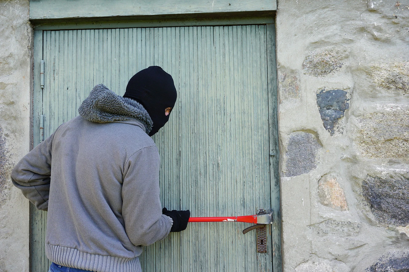 Einbrecher Einbruch