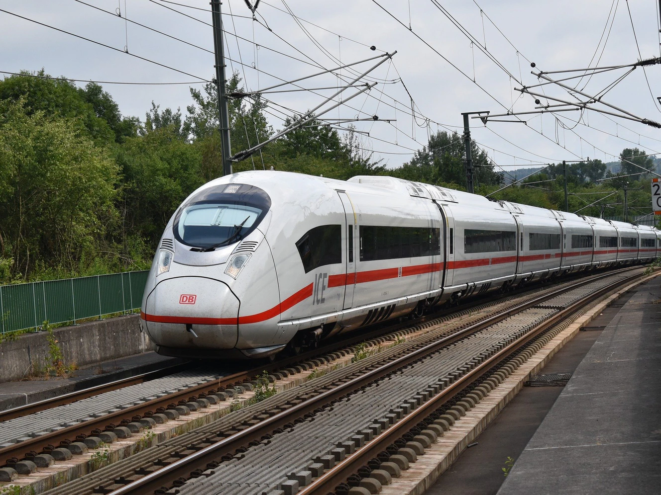ICE während der Fahrt
