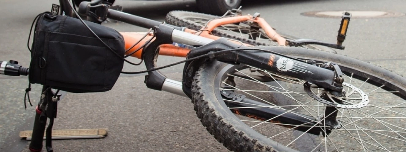 Fahrradunfall, Unfall, Pedelec, Fahrrad, Verkehrsunfall — © Symbolbild