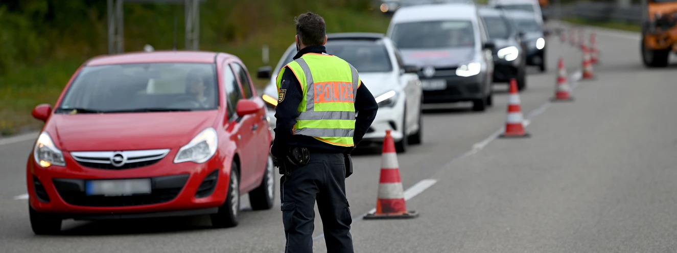 Polizeikontrolle B10 — © Thomas Heckmann