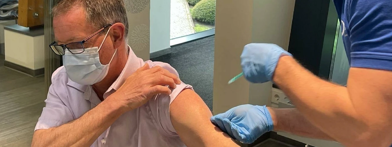 Westerheim: Firma Kneer impft ihre Mitarbeiter — © KNEER GmbH Fenster und Türen