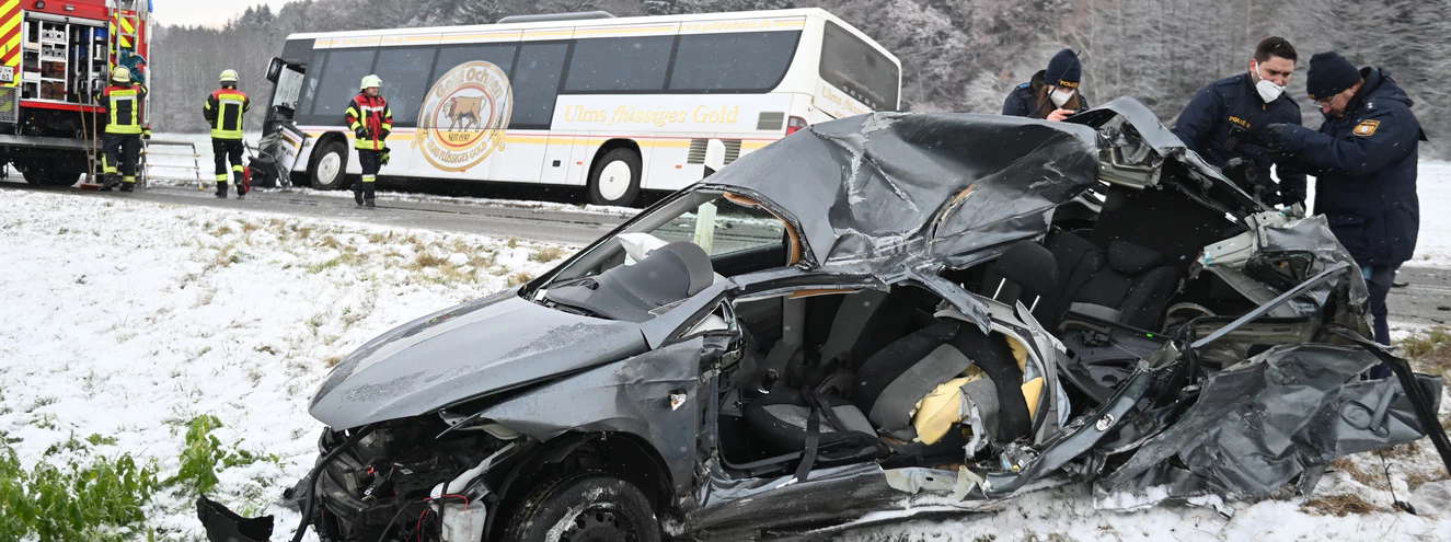 Unfall Bus — © Thomas Heckmann