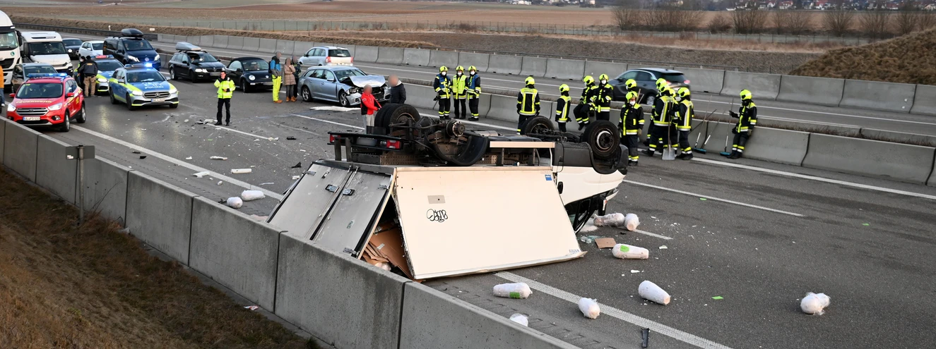 Unfall Reifenplatzer — © Thomas Heckmann