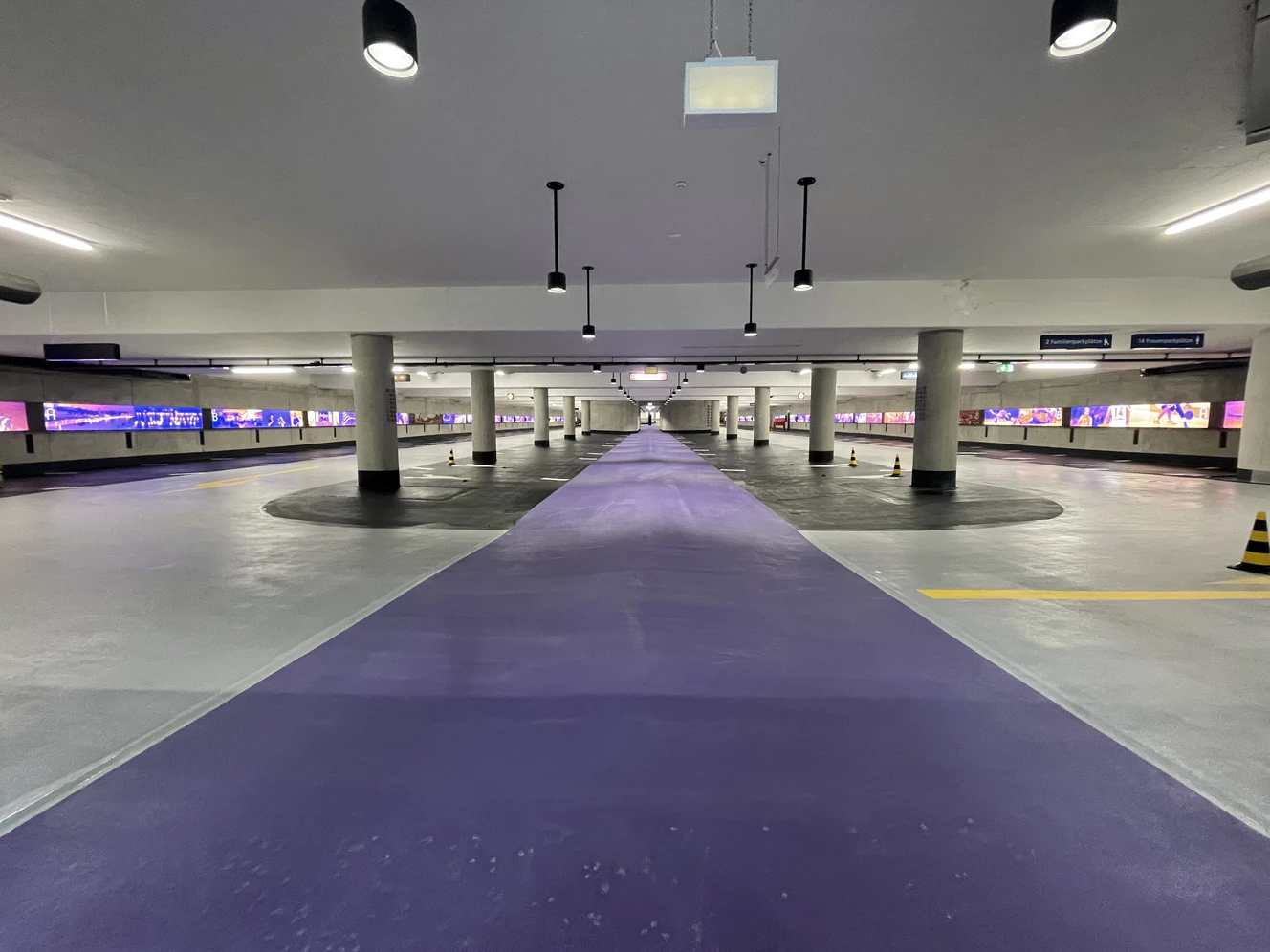 Parkhaus am Bahnhof