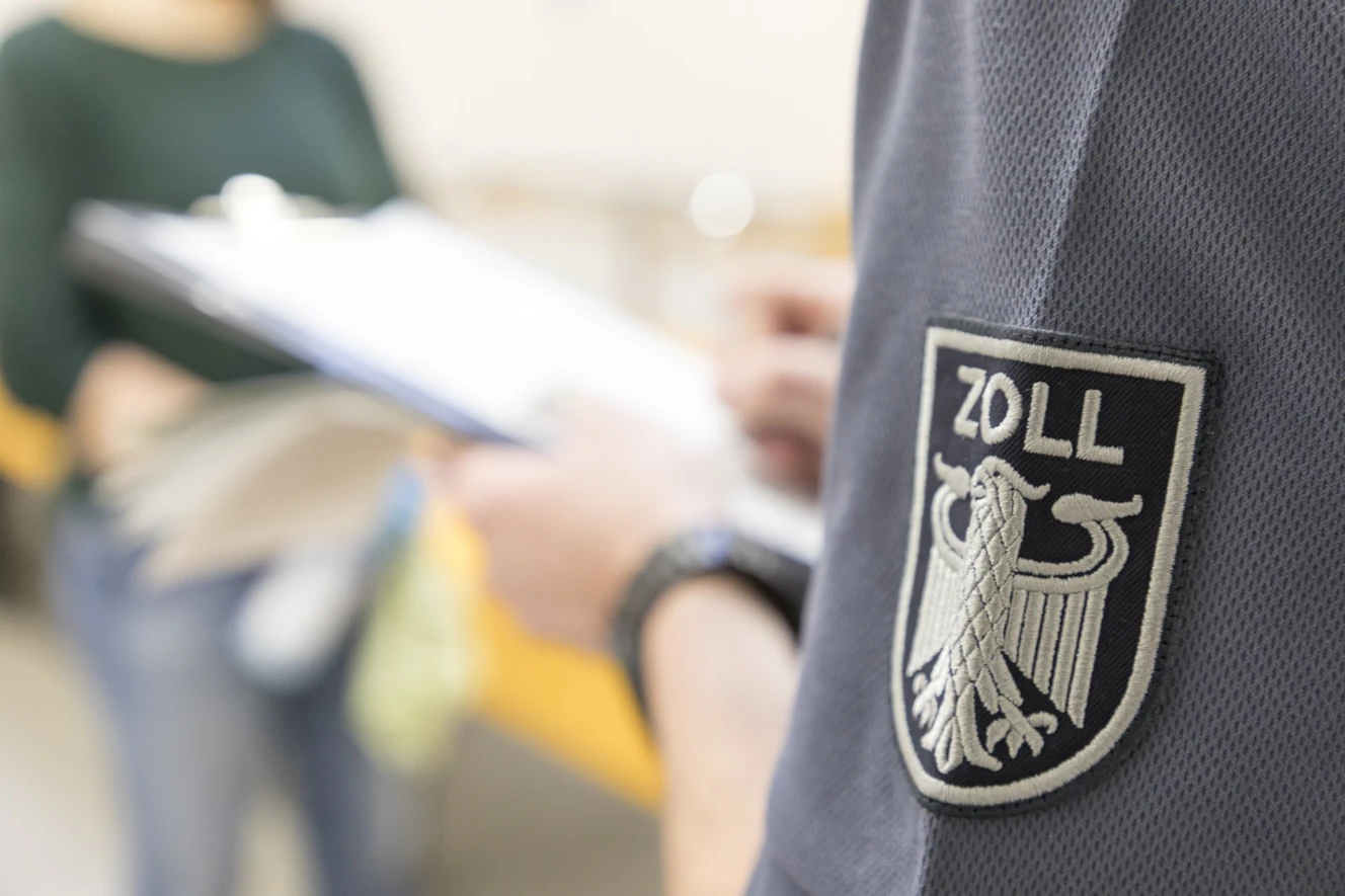 zoll, schwarzarbeit — © Zoll