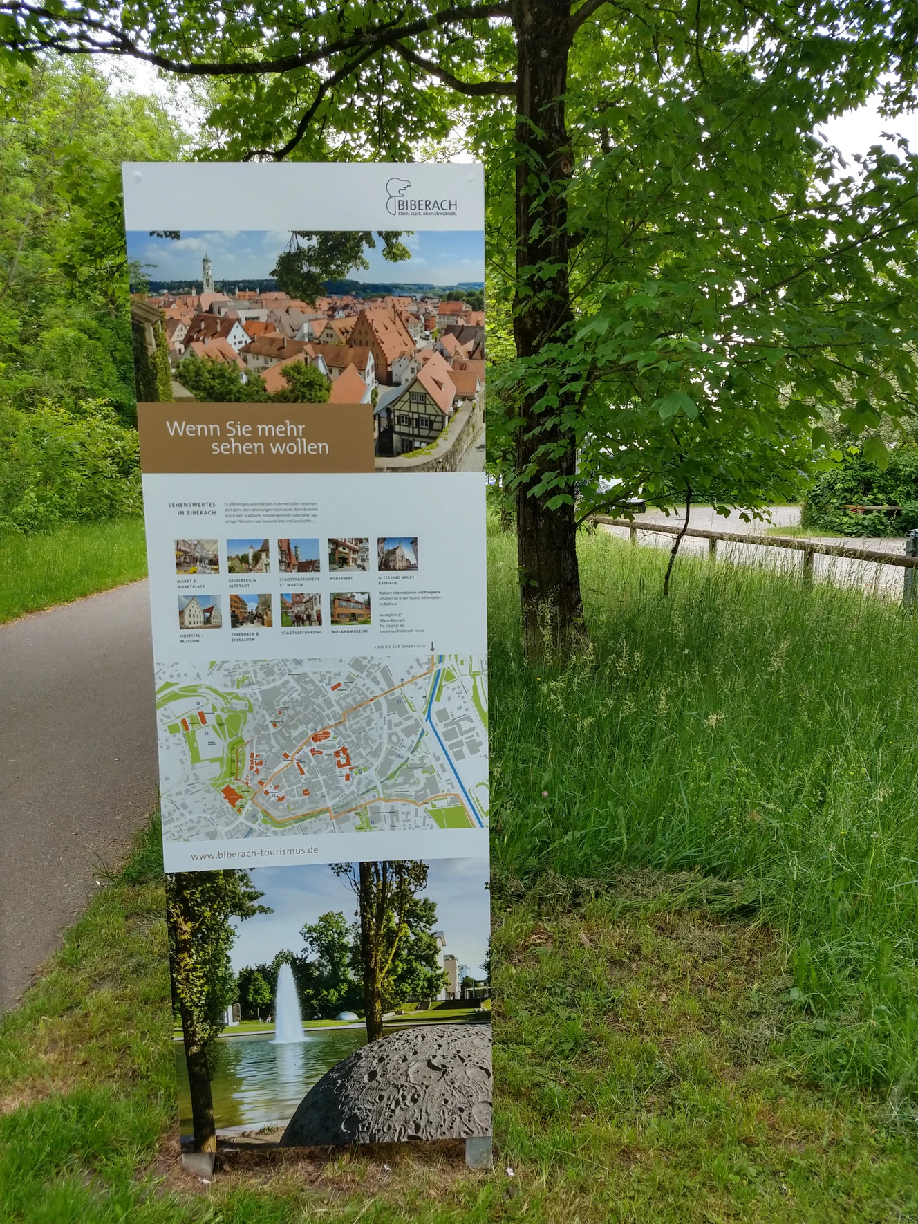 Aktualisierte Informationsstelen am Donau-Bodensee-Radweg — © Stadt Biberach