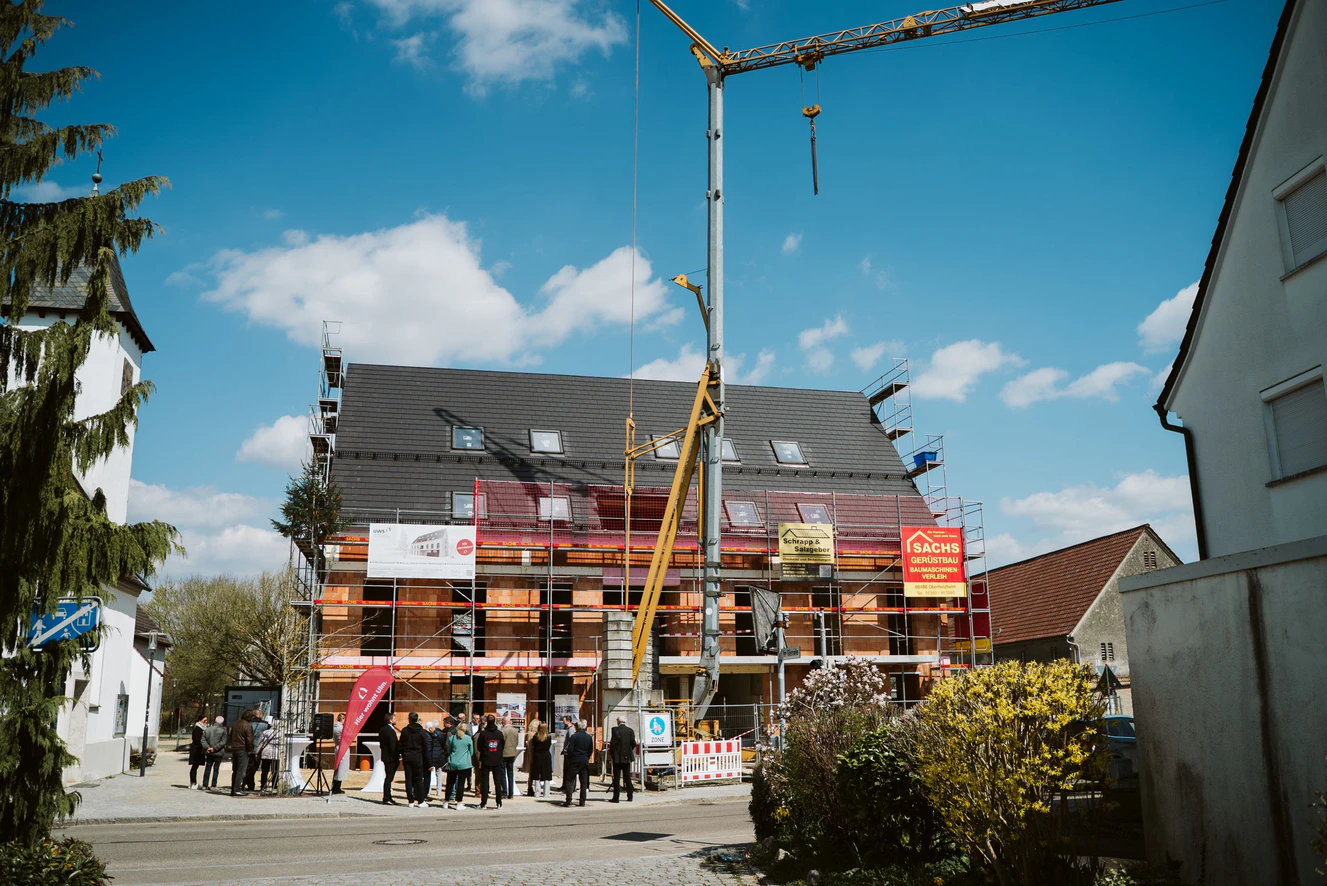 Richtfest für neue Ortsverwaltung mit Wohnungen in Ulm-Unterweiler — © UWS/PEG