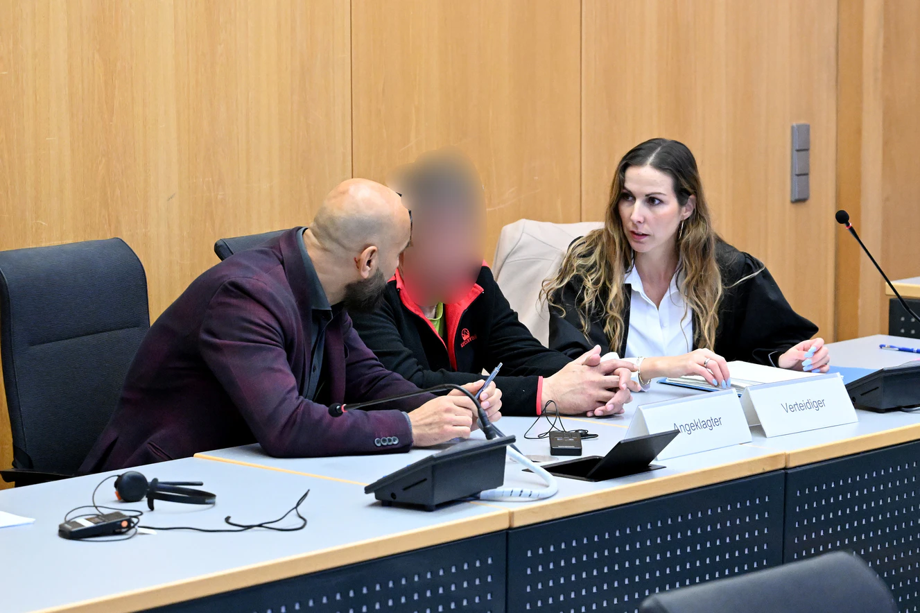 Der Prozess am Ulmer Landgericht zum Messermord am Eselsberg hat begonnen. — © Thomas Heckmann