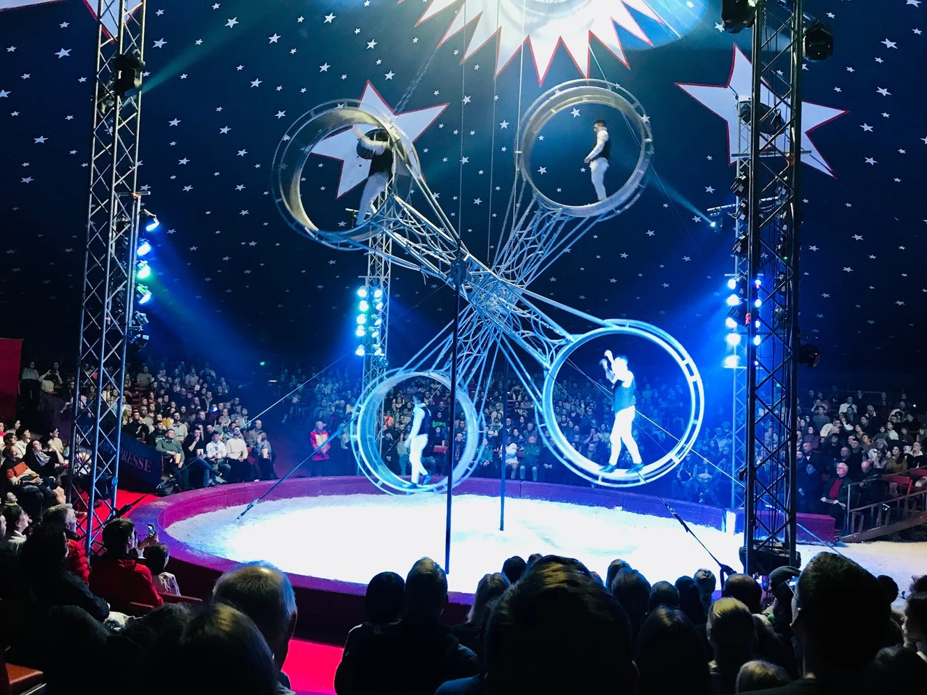 Ulmer Weihnachtscircus 2022