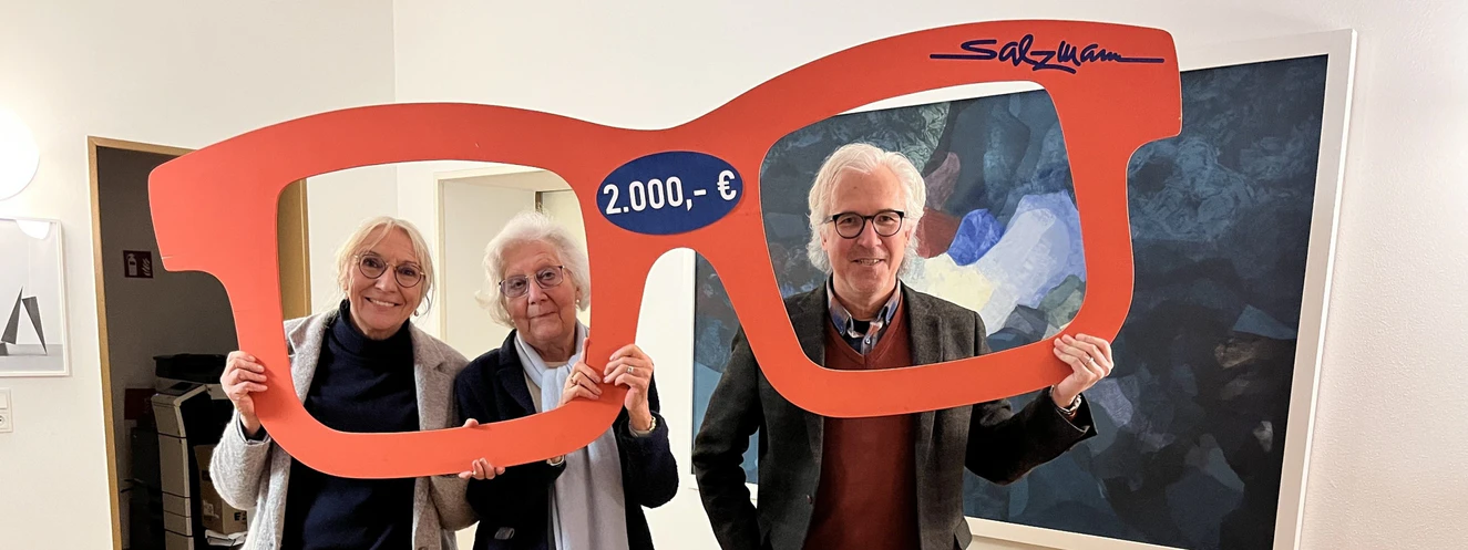 Spende Optik Salzmann an Hospiz — © St. S.