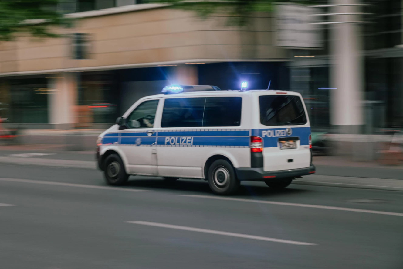 Polizei, Einsatz, Symbolbild — © Ivan Lopatin