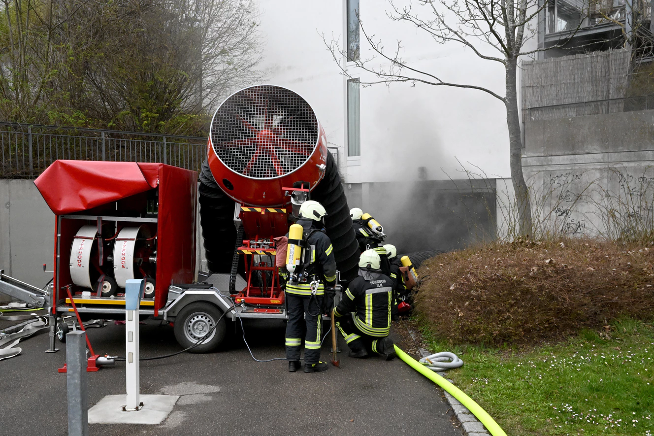 Brand in Ulmer Tiefgarage am Eselsberg — © Thomas Heckmann