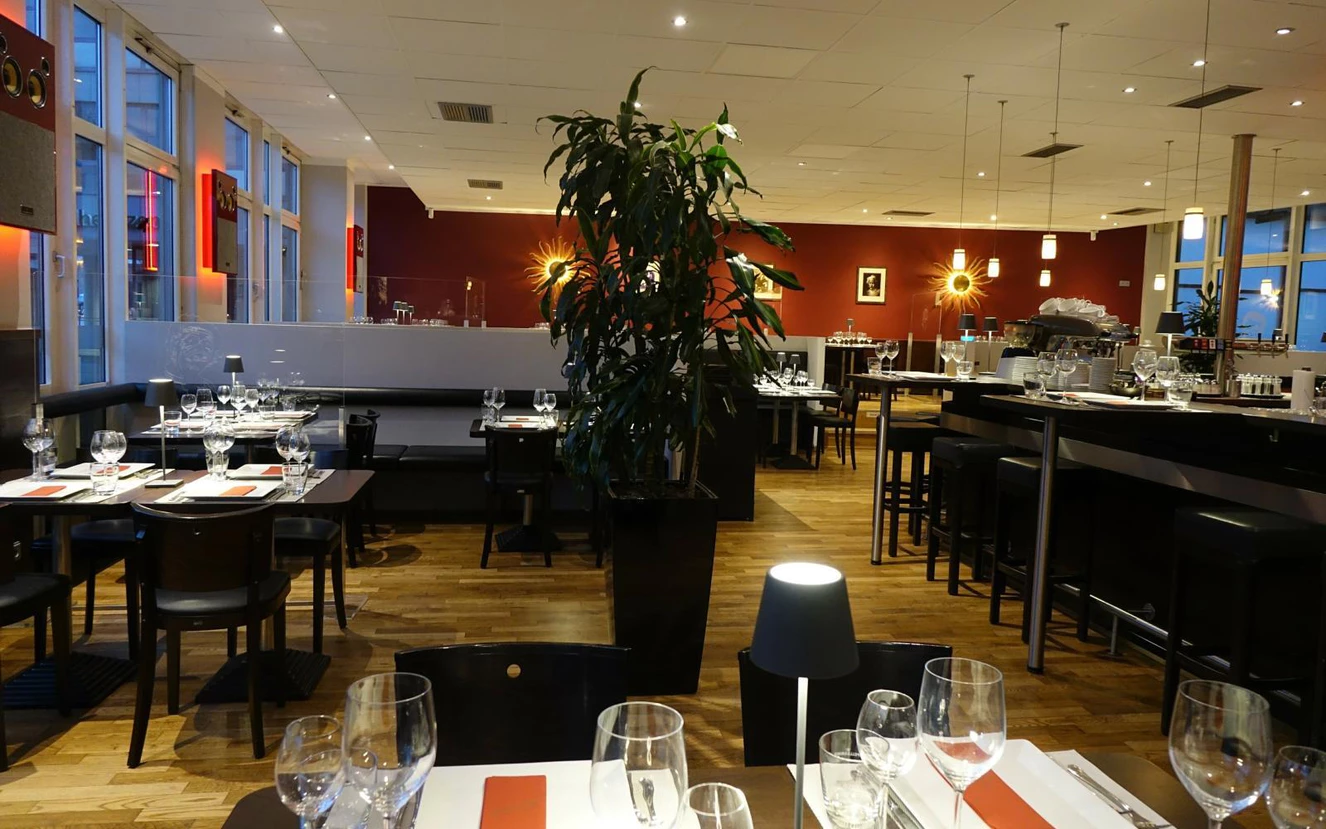 Café Einstein Ulm — © Café Einstein