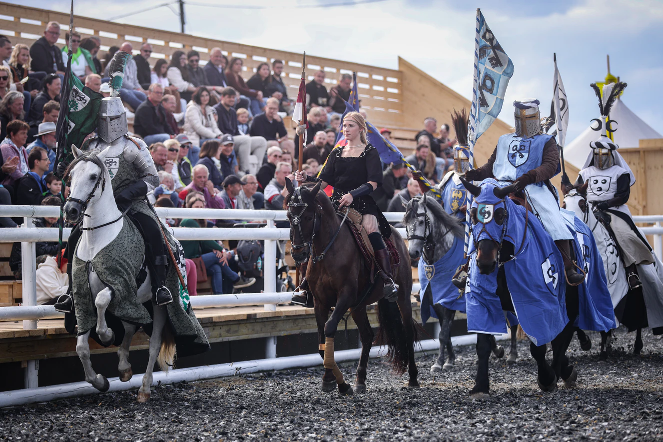 Mittelalterfest in Gundelfingen mit Rittershow — © Nicola Richter