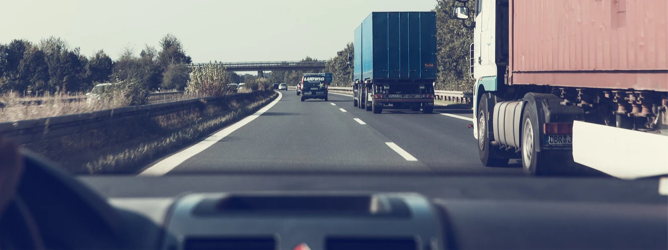LKWs auf der Autobahn