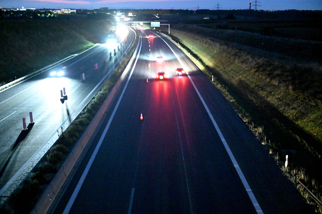 A8 Ulm-West - Gewitter verzögert Bauarbeiten — © Thomas Heckmann