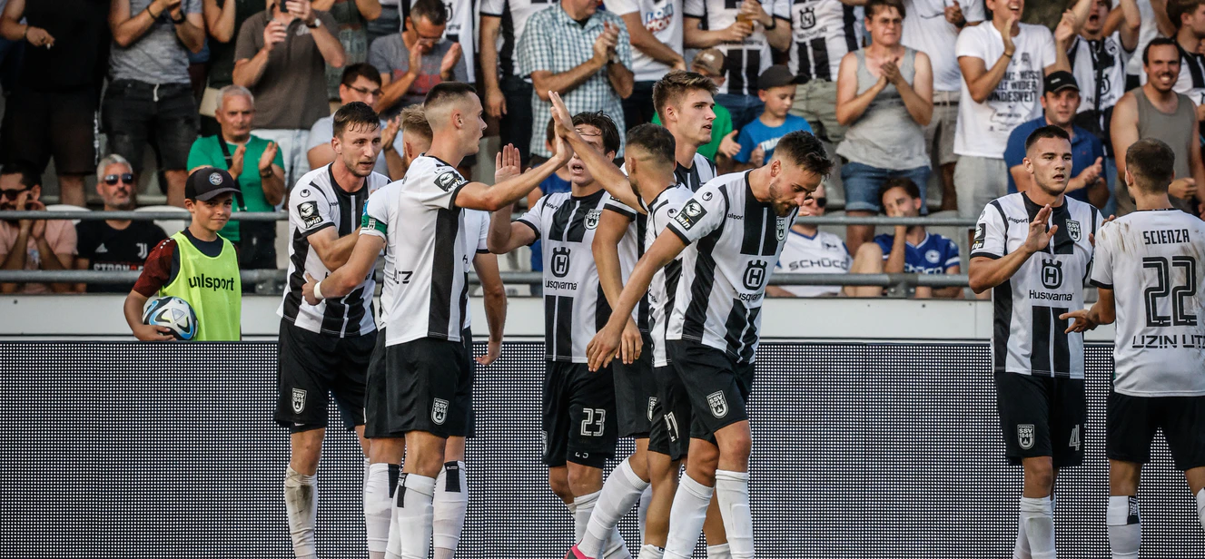 SSV Ulm 1846 Fußball: Erster Sieg in der 3. Liga - 1:0 gegen Arminia Bielefeld — © Lucca Fundel