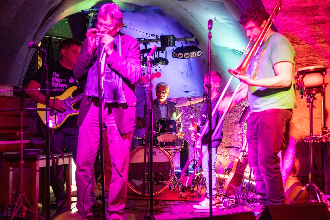 60 Jahre Ulmer Jazzkeller Sauschdall: Scheck und Drums von OB Czisch — © Gunter Czisch