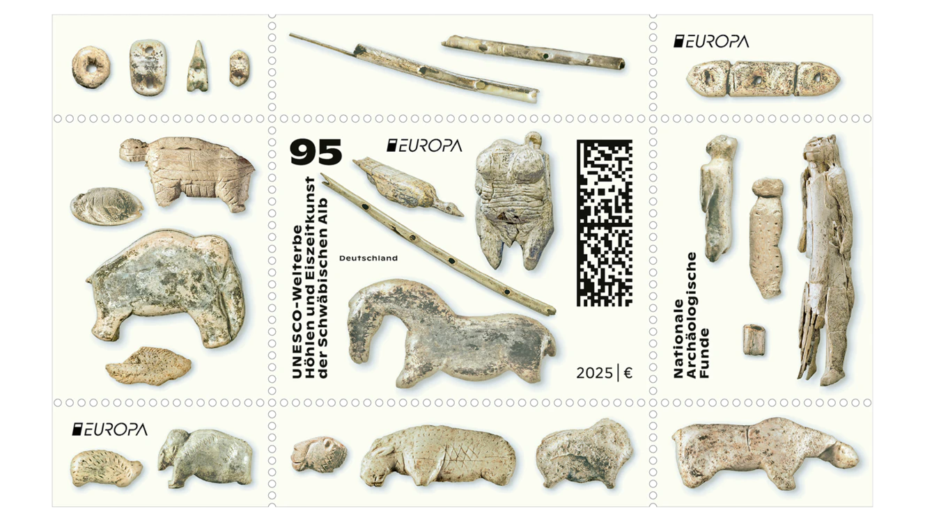 	Die neue Sonderbriefmarke Höhlen und Eiszeitkunst der Schwäbischen Alb — © Landratsamt Alb-Donau-Kreis