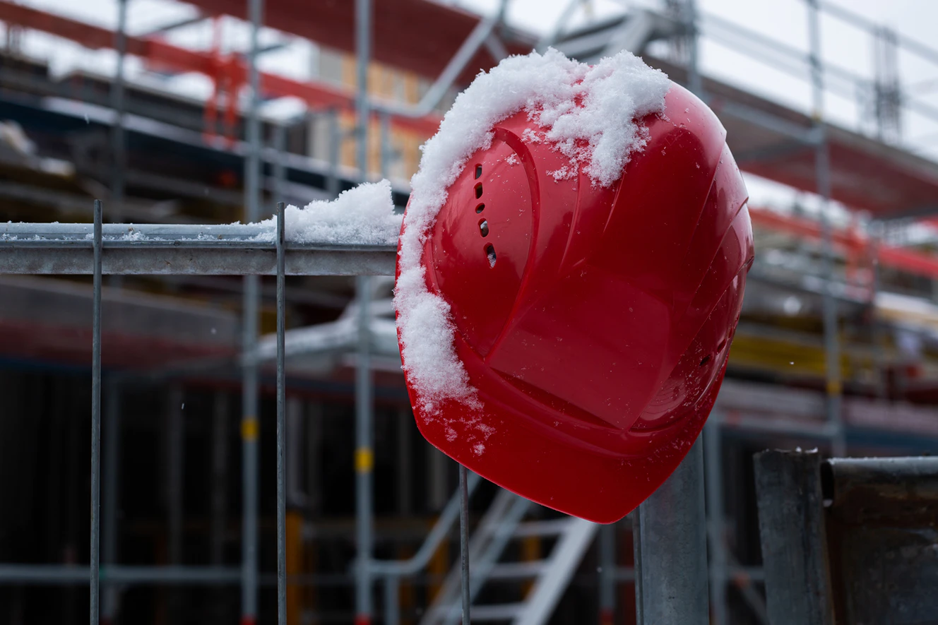 Baustelle im Winter — © IG BAU/Tobias Seifert