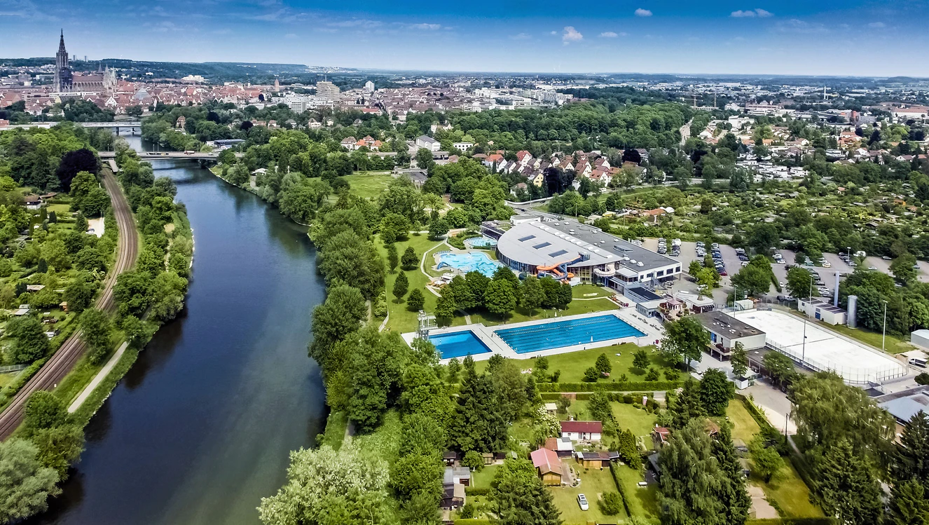 Donaubad von oben — © Donaubad