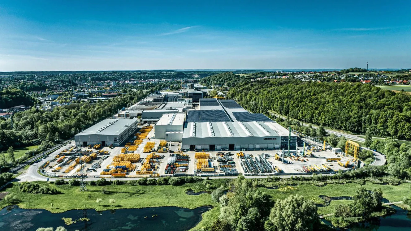 Liebherr-Werk Biberach — © Liebherr