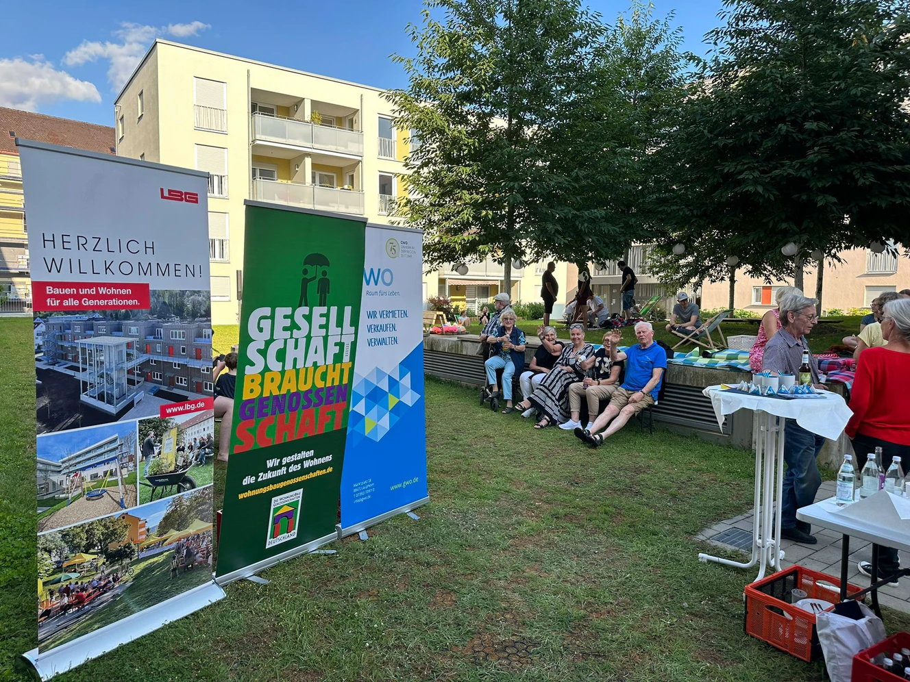 Sommerpicknick Postdörfle Ulm-West — © Landes-Bau-Genossenschaft Württemberg