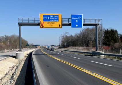 Straßenmarkierung — © Thomas Heckmann