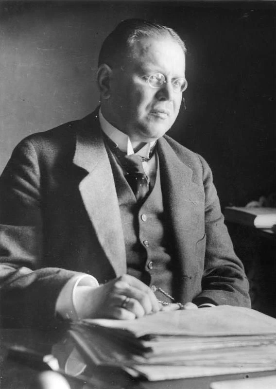 Matthias Erzberger — © Bundesarchiv/Diethart Kerbs
